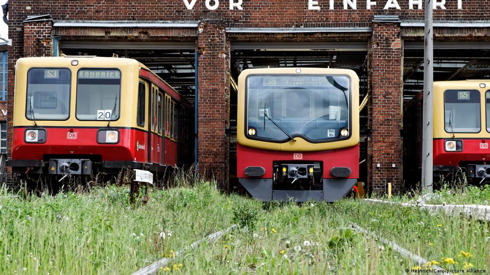 S-Bahn Berlin: Eigener Name auf dem Sitzpolster – was hat's damit auf sich?  