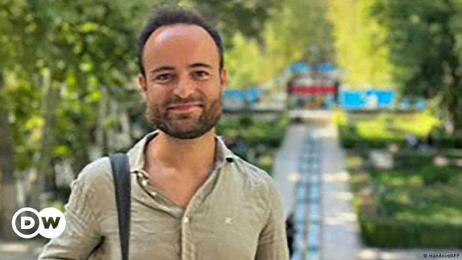 La France rejette la peine de 5 ans de prison contre un citoyen arrêté en Iran – DW – 11/08/2023