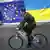 Войник кара велосипед до знамето на ЕС и Украйна