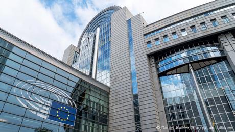 Ιταλία: Η Μελόνι υποψήφια στις ευρωεκλογές;