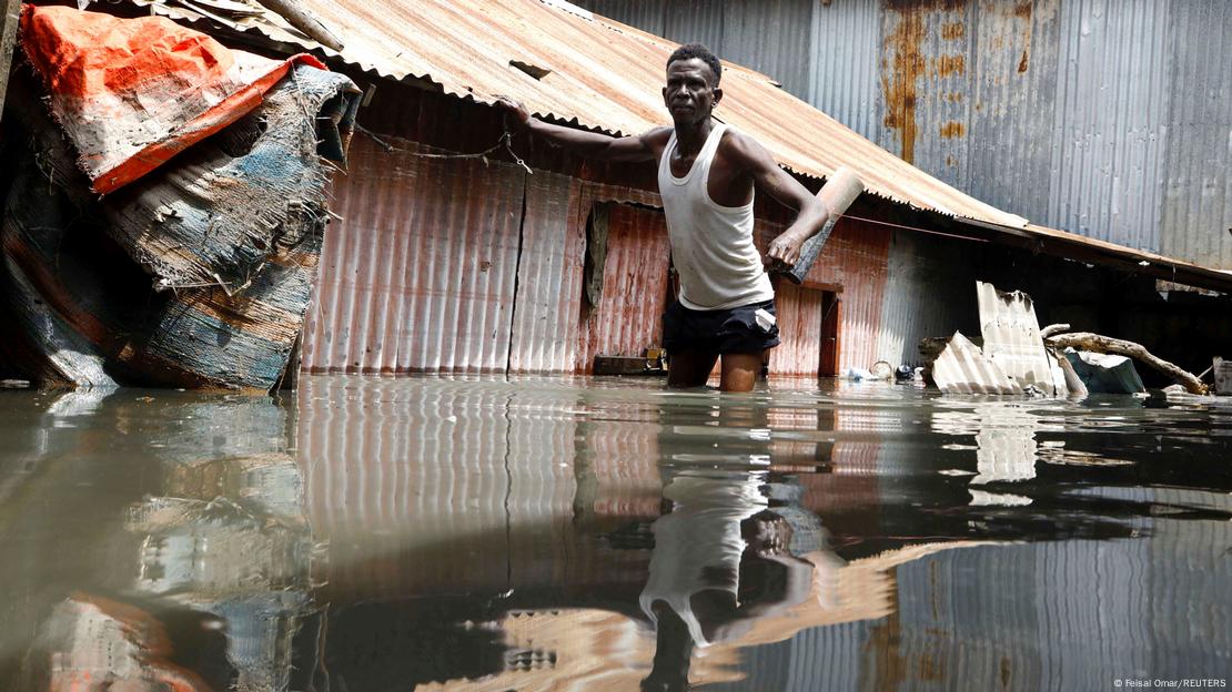 Millions of people have been impacted by extreme weather connected to rising temperatures this yearImage: Feisal Omar/REUTERS