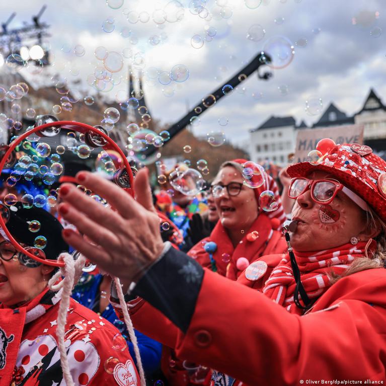 11 crazy Carnival events held between November 11 and Lent