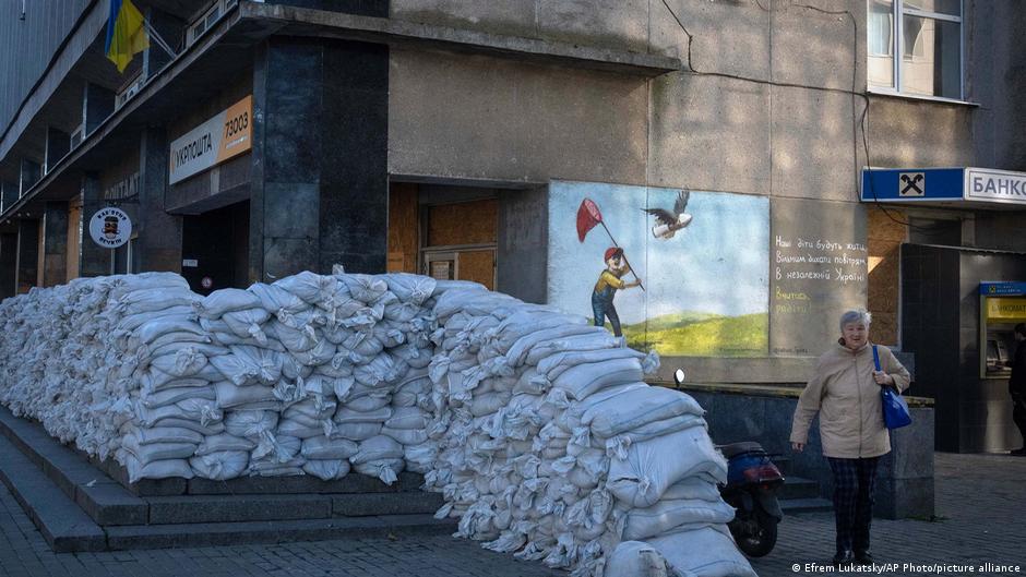 Третина українців отримують посилки з-за кордону - соціологи