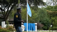 13.11.2023
A security official looks on as the United Nations flag flies at half-mast to mourn the lives of UN workers lost during the war between Israel and Hamas, at the at the United Nations Office Nairobi (UNON) in Nairobi on November 13, 2023. (Photo by SIMON MAINA / AFP) (Photo by SIMON MAINA/AFP via Getty Images)