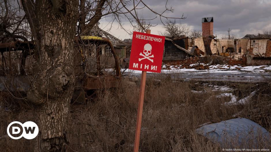 Ukraine updates: Russian mines drive casualties in Ukraine