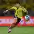 El ofensivo colombiano Luis Díaz, en un reciente partido de la selección cafetera contra Brasil.