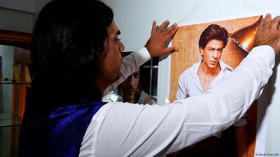 Pakistan: 'Afghan Shah Rukh Khan' fears deportation – DW – 11/21/2023