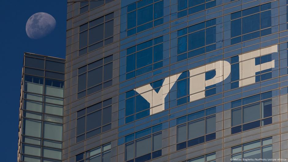 EE.UU. ordena a Argentina entregar 51% de acciones de YPF – DW – 30/06/2025
