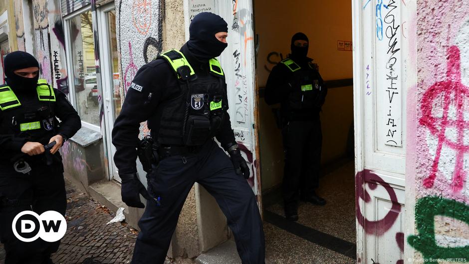 German police raid target pro-Hamas groups, individuals