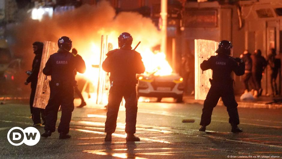 Ireland: Riots in Dublin after suspected stabbing