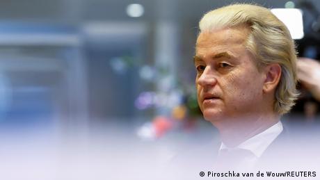 Der niederländische Rechtspopulist Geert Wilders hat nach monatelangen Koalitionsverhandlungen seinen Verzicht auf das Amt des Regierungschefs verkündet. 
