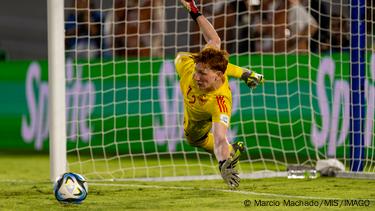 Goalkeeping Titan Oliver Kahn Brings Terror to the Pitch 