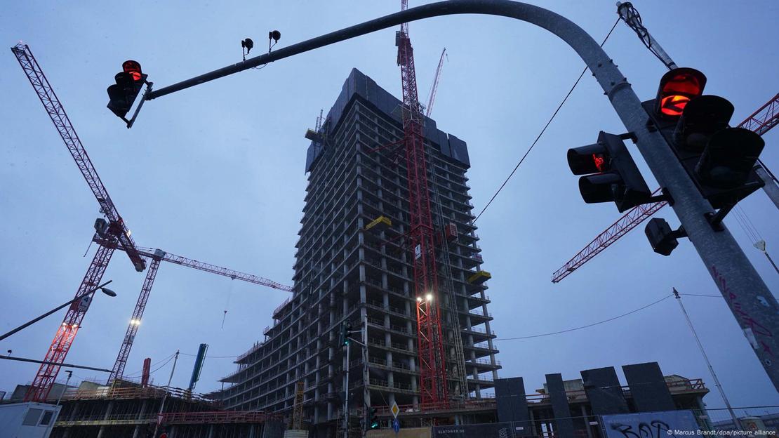 Die Arbeiten am Elbtower in Hamburg ruhen derzeit  