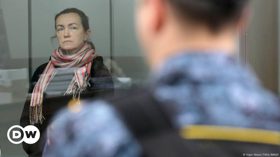 Us Journalist Kurmasheva Detention Extended By Russian Court Dw 12