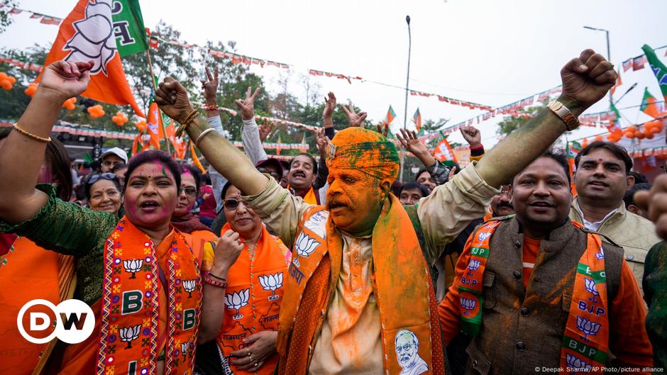 India PM Modi's BJP Sweeps Polls In 3 States – DW – 12/03/2023