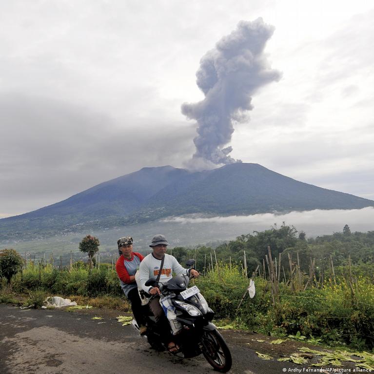 VOLCANO Rock'n Roll Suicide　　VOLCANO VOLCANO Rock'n Roll Suicide VOLCANO VOLCANO Rock'n Roll Suicide