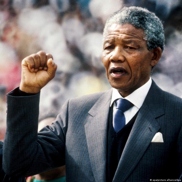 Südafrika: Dunkle Schatten auf Mandelas Vision von Einheit