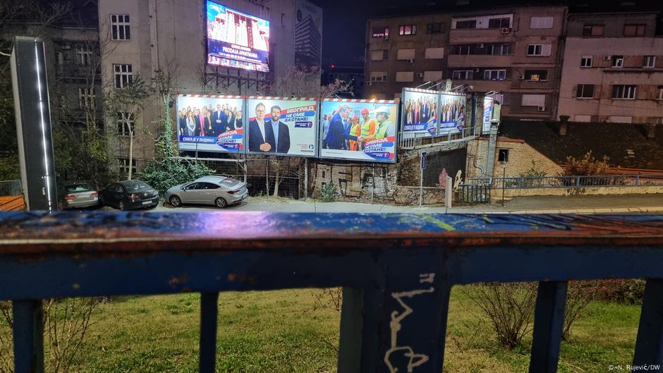 Bilbordi sa izbornim plakatima u Beogradu