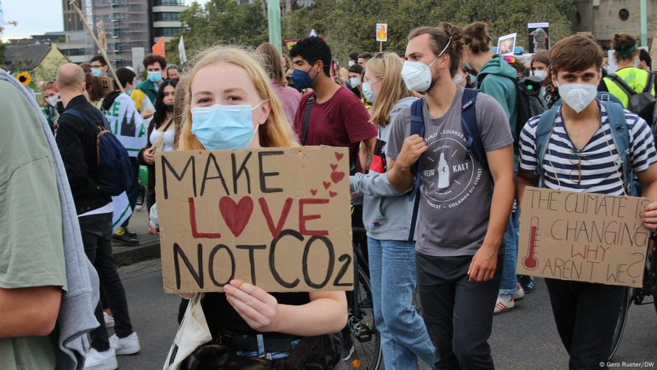 Protest mladih za zaštitu klime je „simpatičan“ i mnogim angažovanim novinarima, pa se tako iscrpno izveštava i o njihovim akcijama