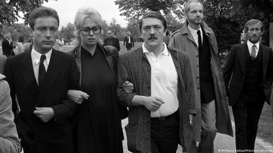 Udo Kir, prvi s leva - na sahrani Rajenra Vernera Fasbindera 16.06. 1982. u Minhenu