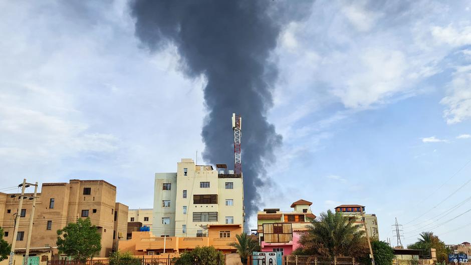 لليوم الثاني .. قوات الدعم السريع تهاجم الخرطوم بالمسيّرات