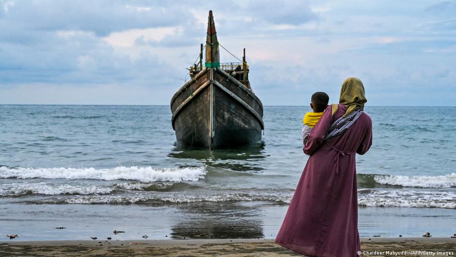 Rohingya risk lives at sea to flee Myanmar, Bangladesh