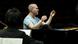 Lars Vogt conducts from the piano Lars Vogt conducts from the piano