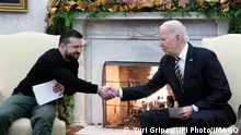 President Joe Biden shakes hands with Ukrainian President Volodymyr Zelensky as they meet in the Oval Office of the White House in Washington, DC on Tuesday, December 12, 2023. PUBLICATIONxINxGERxSUIxAUTxHUNxONLY WASP20231212115 YurixGripas