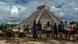 El famoso Templo de Kukulcán en el sitio monumental de Chichén Itzá El famoso Templo de Kukulcán en el sitio monumental de Chichén Itzá