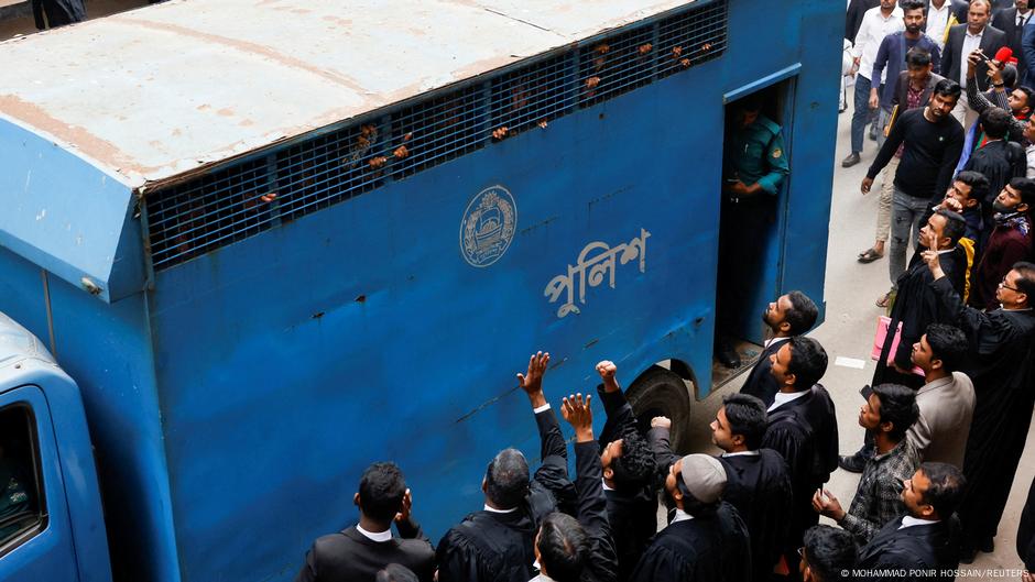 গণমামলা আর গণআসামির নেপথ্যে চাঁদাবাজি?