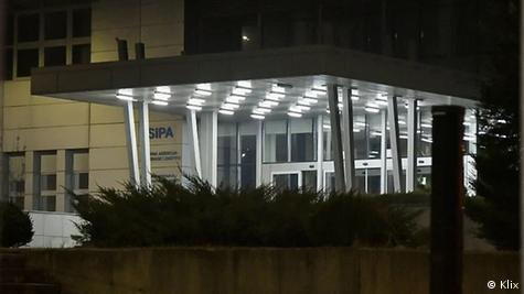 Ulaz u zgradu Državne agencije za istrage i zaštitu (SIPA)