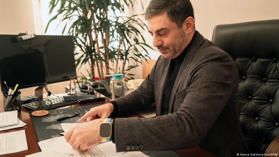 Омбудсман України: скарг на ТЦК побільшало в рази – DW – 24.11.2025