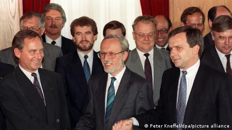 Потпишување на договорот за германско обединување во 1990 година