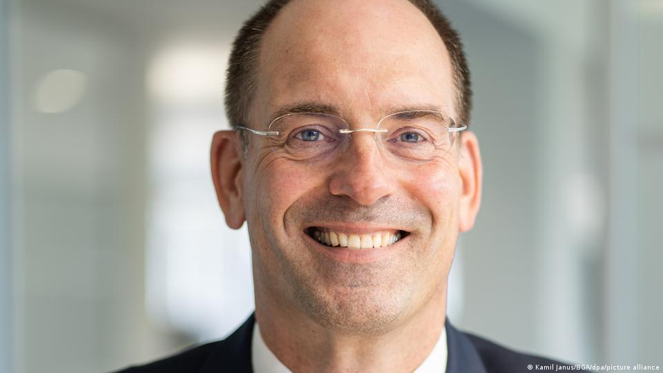 دیرک یاندورا، رئیس اتحادیه فدرال تجارت عمده‌فروشی، تجارت خارجی و خدمات آلمان