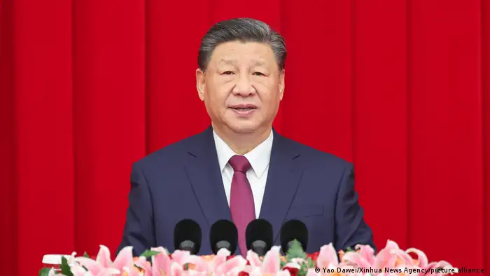 中国党和国家领导人习近平一再强调“统一祖国”的决心，必要时不惜诉诸武力。