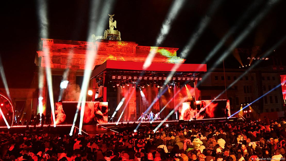 Berlin, Porta së Brandenburgut: Koncerti i ndërriit të vitieve  