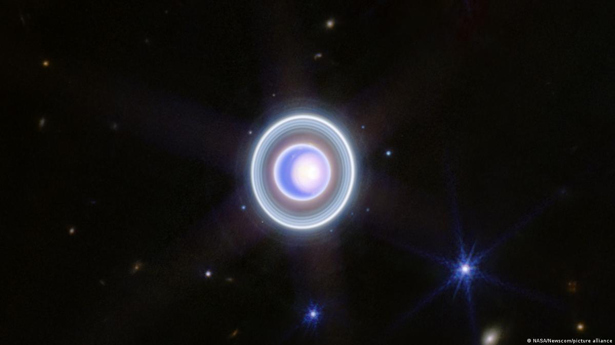 El telescopio Webb captura una espectacular imagen de Urano