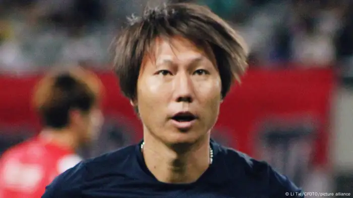 China Shanghai Fußball:| Li Tie - Assistierender Trainer der chinesischen Nationalmannschaft