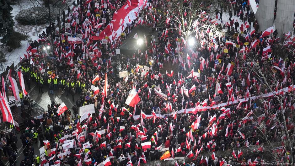Duda chce ułaskawić sojuszników PiS i czołowych polityków – DW – 01.11.2024