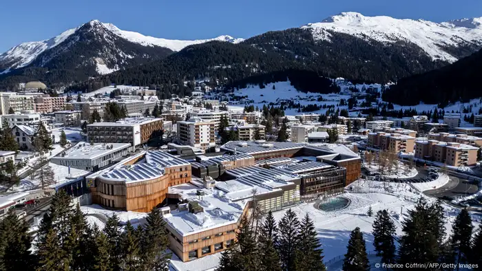 达沃斯是瑞士著名的滑雪、旅游胜地