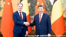 (240112) -- BEIJING, Jan. 12, 2024 (Xinhua) -- Chinese President Xi Jinping meets with Prime Minister of the Kingdom of Belgium Alexander De Croo at the Great Hall of the People in Beijing, capital of China, Jan. 12, 2024. (Xinhua/Huang Jingwen)