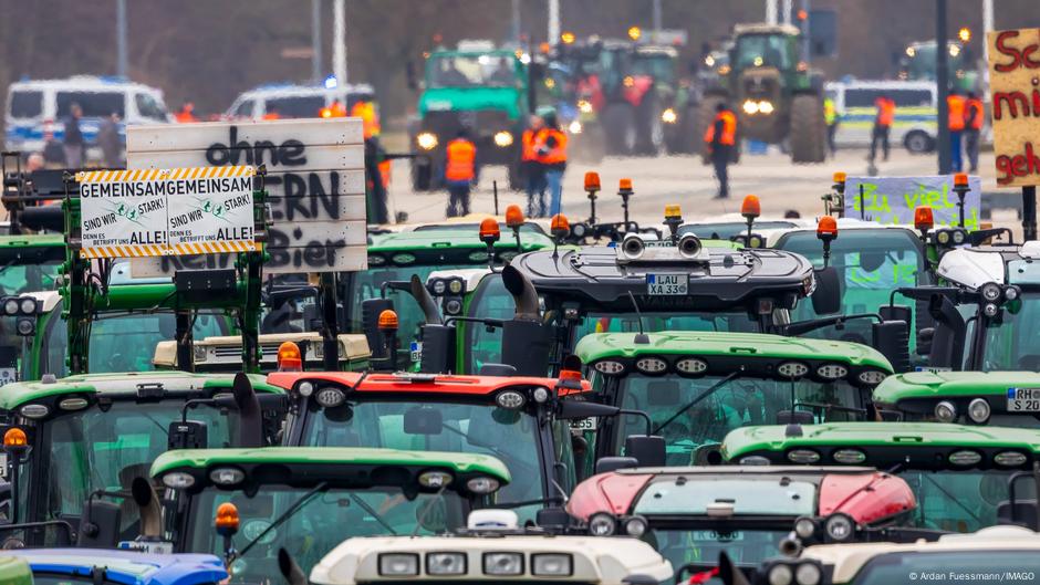 Fact check: Fakes about Germany farmers' protests – DW – 01/13/2024