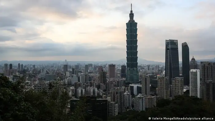 Taiwan Taipeh | Blick über die Stadt