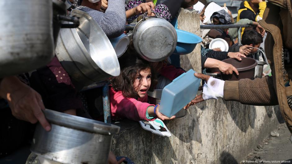 Risk of famine continues to rise in Gaza DW 01/16/2025