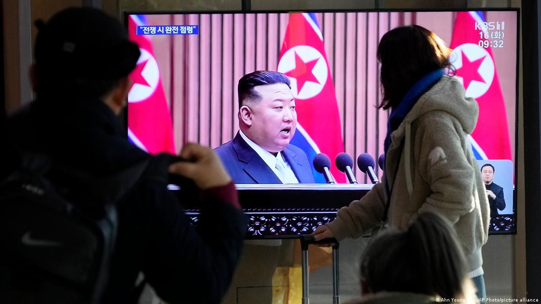 Kim Jong Un gjatë një fjalimi në TV