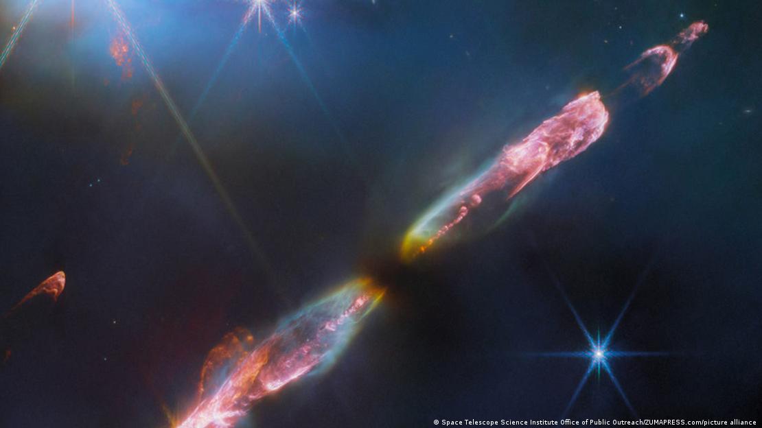 Imagen de un choque de galaxias recogida por el telescopio James Webb.