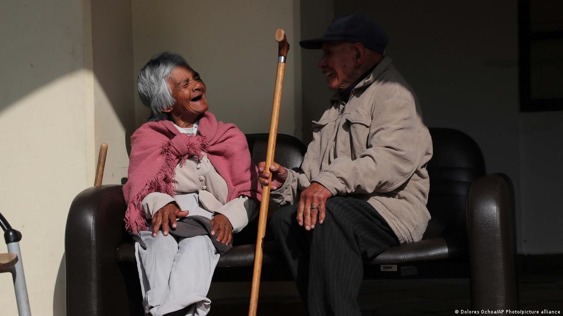 Una pareja de ancianos en Ecuador.
