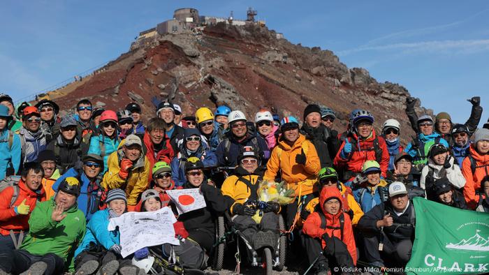 Monte Fuji, no Japão, atravessa período recorde sem neve