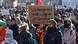 Demonstranten mit Schildern, auf denen unter anderem steht: " AfD-Anhänger sind Feinde und Gegner der Demokratie" Demonstranten mit Schildern, auf denen unter anderem steht: " AfD-Anhänger sind Feinde und Gegner der Demokratie"