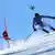 Cyprien Sarrazin stürzt sich beim Hahnenkamm-Rennen in Kitzbühel verfolgt von einer Kameradrohne den Hang hinunter